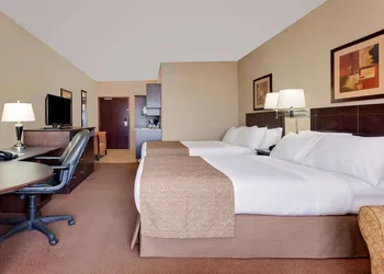 Ramada by Wyndham Stettler hotel thumbnail 6