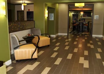 Holiday Inn Express & Suites Huntsville Airport by IHG hotel thumbnail 4