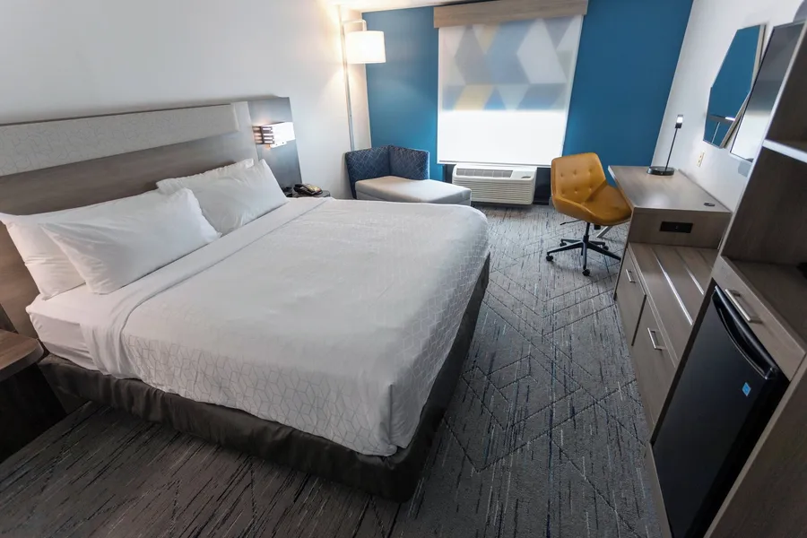 Holiday Inn Express & Suites Huntsville Airport by IHG hotel detail image 6
