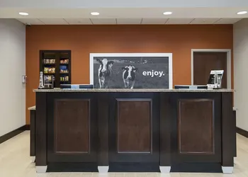 Hampton Inn & Suites Seneca-Clemson Area hotel thumbnail 6