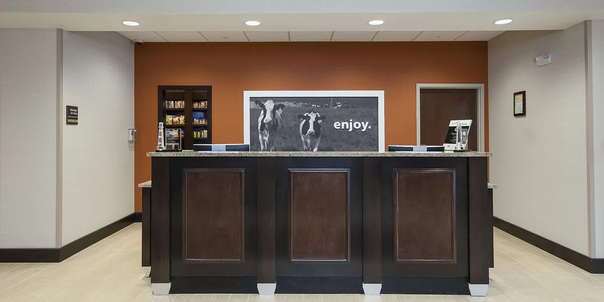 Hampton Inn & Suites Seneca-Clemson Area hotel detail image 6