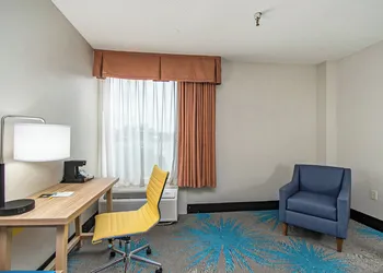 Days Inn & Suites by Wyndham Mt Pleasant hotel thumbnail 5