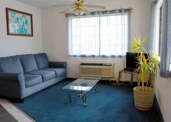 Travelodge by Wyndham Guymon hotel thumbnail 3