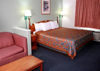 Travelodge by Wyndham Guymon hotel thumbnail 5