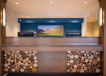 Accent Inns Kelowna hotel thumbnail 3