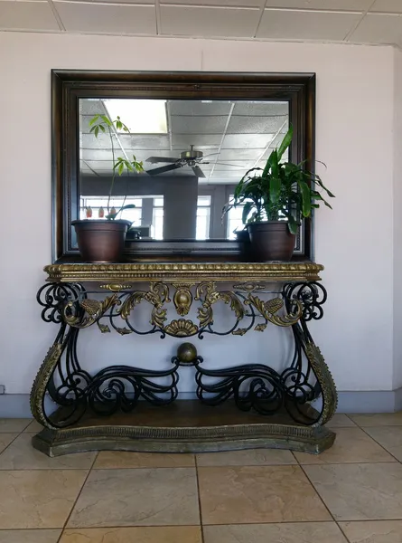 Monterey Inn Hotel hotel detail image 2