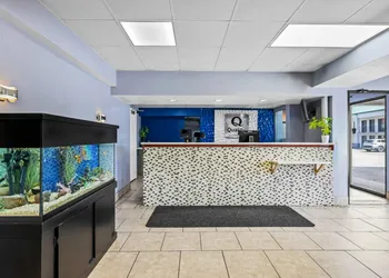 Quality Inn Bowling Green South hotel thumbnail 4