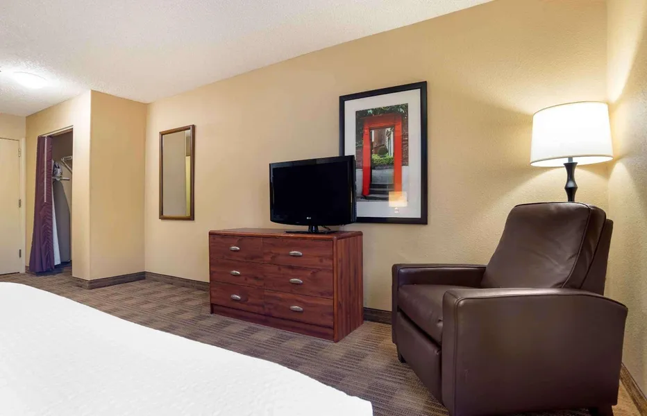 Studio 6 Suites Jackson Ridgeland MS hotel detail image 2
