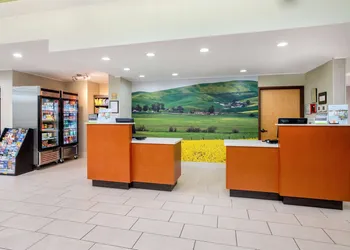 La Quinta Inn by Wyndham Livermore hotel thumbnail 2