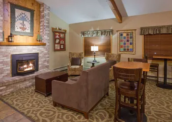AmericInn by Wyndham Roseau hotel thumbnail 2