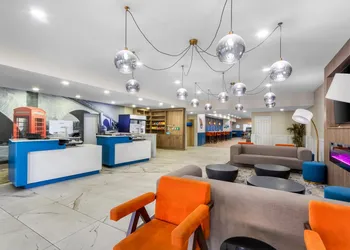 Quality Inn & Suites Lake Havasu City hotel thumbnail 5
