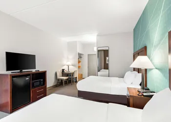 Comfort Inn Pocono Lakes Region hotel thumbnail 7