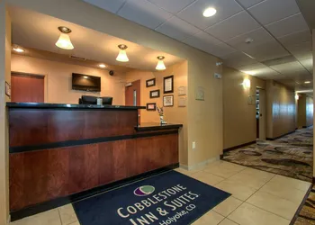 Cobblestone Inn & Suites - Holyoke hotel thumbnail 2