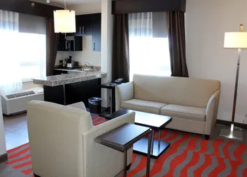 Chateau Inn & Suites Bonnyville hotel thumbnail 7