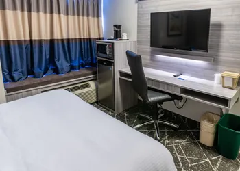 Microtel Inn & Suites By Wyndham Lloydminster hotel thumbnail 7