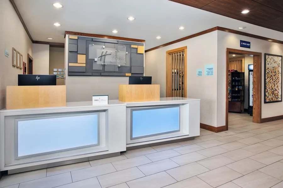 Holiday Inn Express & Suites Buffalo by IHG hotel detail image 2