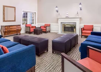 Days Inn by Wyndham Williamsburg Historic Area hotel thumbnail 2
