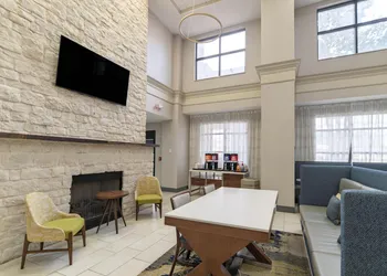 Hampton Inn & Suites Florence-Downtown hotel thumbnail 3