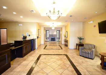 Holiday Inn Express & Suites Del Rio by IHG hotel thumbnail 2