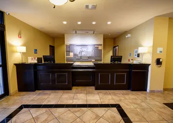 Holiday Inn Express & Suites Del Rio by IHG hotel thumbnail 3