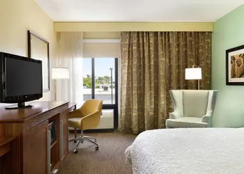 Hampton Inn & Suites Tarpon Springs hotel thumbnail 6