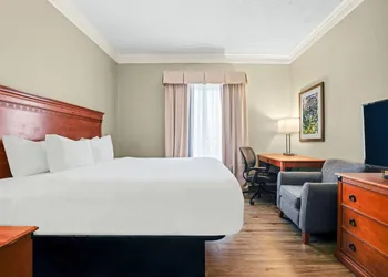 Baymont by Wyndham Madisonville hotel thumbnail 7