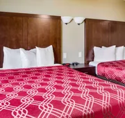 Econo Lodge Newport hotel detail image 5
