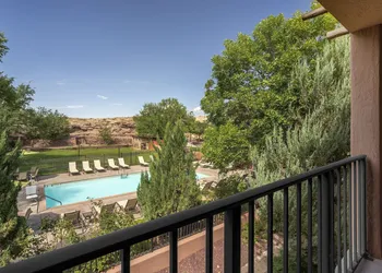 Holiday Inn Canyon De Chelly by IHG hotel thumbnail 7