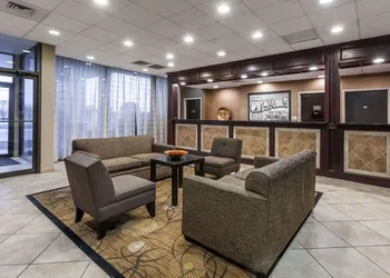 Super 8 by Wyndham Atoka hotel thumbnail 5