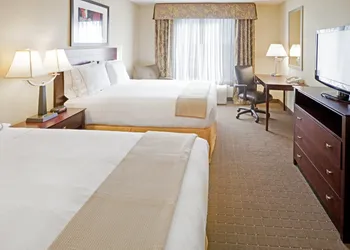 Holiday Inn Express & Suites Eagle Pass by IHG hotel thumbnail 4