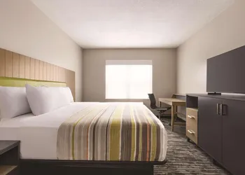 Country Inn & Suites by Radisson, Panama City, FL hotel thumbnail 6