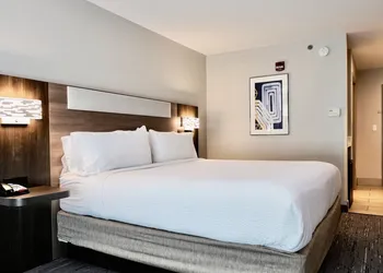 Holiday Inn Express Hotel & Suites Smithfield - Selma I -95 by IHG hotel thumbnail 3
