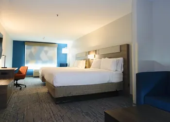 Holiday Inn Express Hotel & Suites Smithfield - Selma I -95 by IHG hotel thumbnail 5