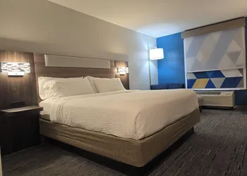 Holiday Inn Express Hotel & Suites Smithfield - Selma I -95 by IHG hotel thumbnail 6