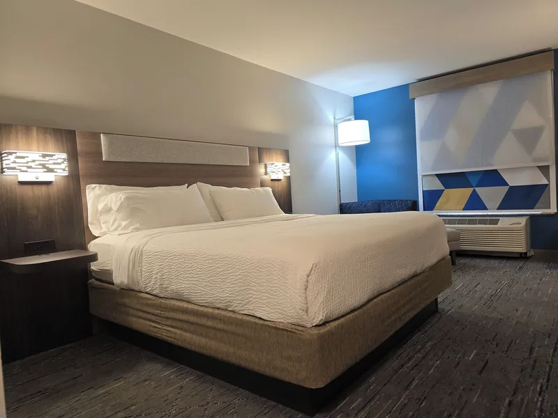 Holiday Inn Express Hotel & Suites Smithfield - Selma I -95 by IHG hotel detail image 6