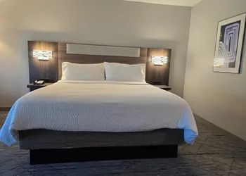 Holiday Inn Express Hotel & Suites Smithfield - Selma I -95 by IHG hotel thumbnail 8