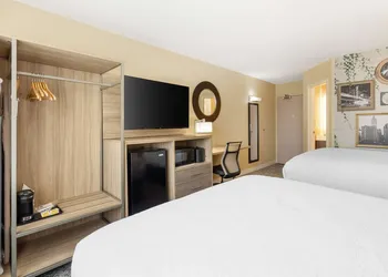 Best Western Glenview -Chicagoland Inn and Suites hotel thumbnail 7