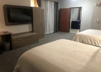 Holiday Inn Express & Suites Woodward by IHG hotel thumbnail 6