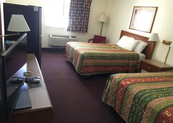 Extend-A-Suites Utep hotel thumbnail 7