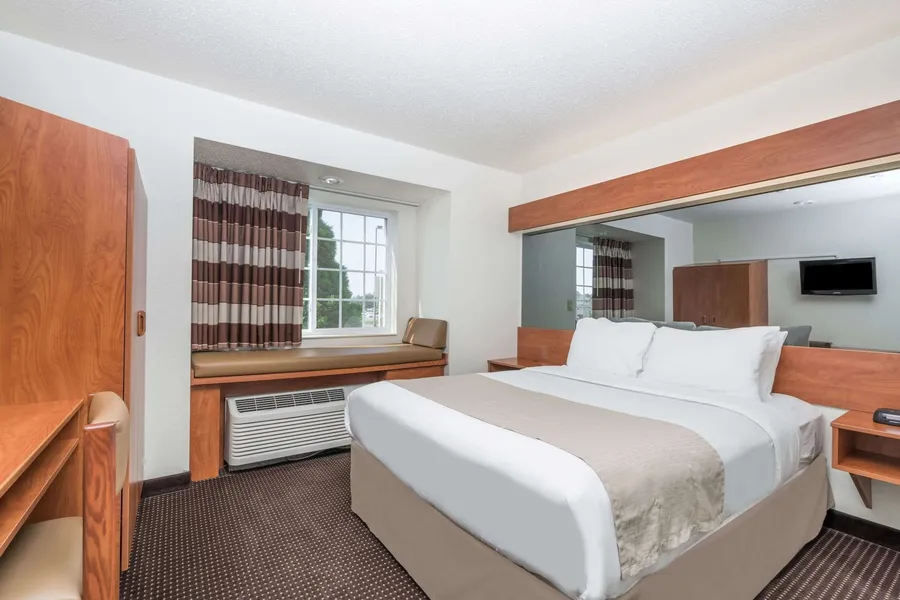 Microtel Inn & Suites by Wyndham Rice Lake hotel detail image 6