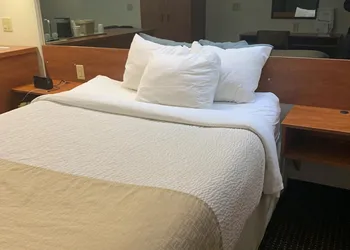 Microtel Inn & Suites by Wyndham Rice Lake hotel thumbnail 8