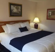 Eastern Inn & Suites hotel detail image 3