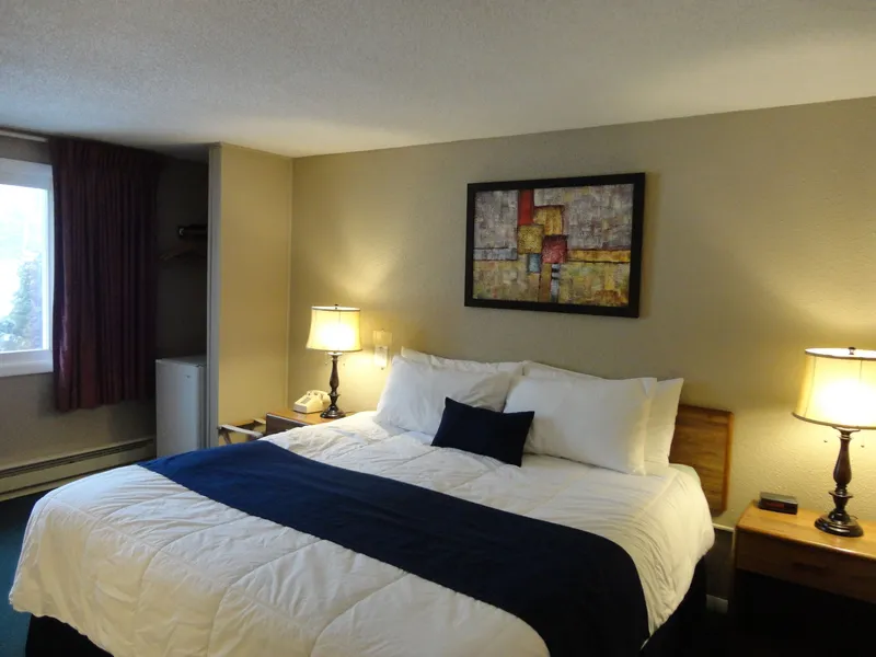 Eastern Inn & Suites hotel detail image 6