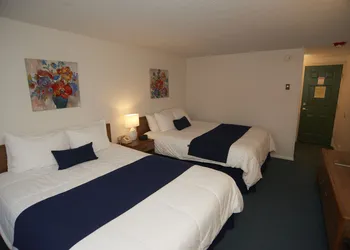 Eastern Inn & Suites hotel thumbnail 7