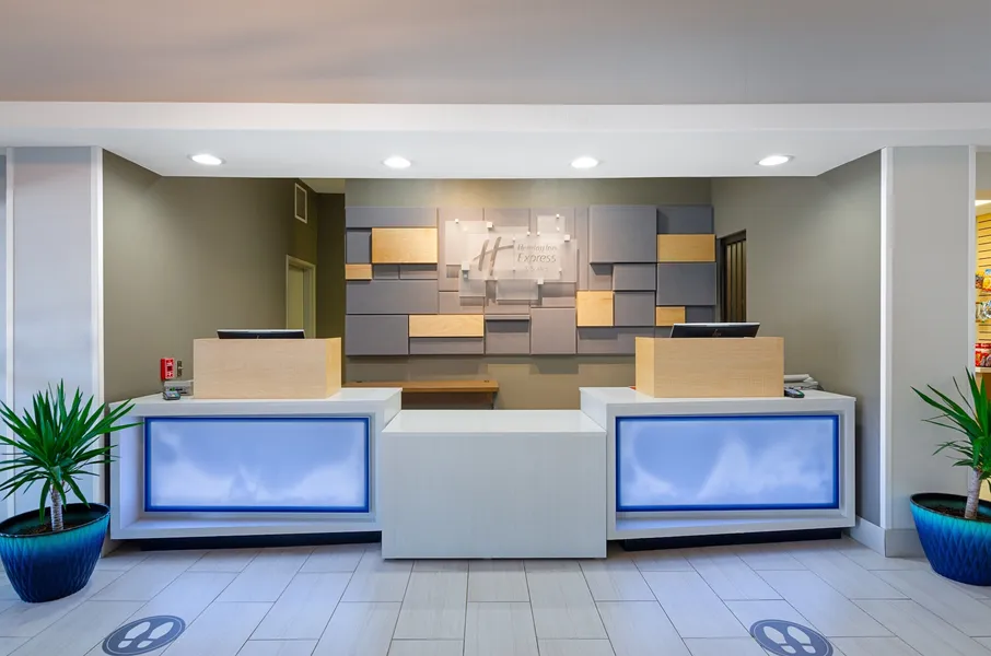 Holiday Inn Express Hotel & Suites Weston by IHG hotel detail image 2