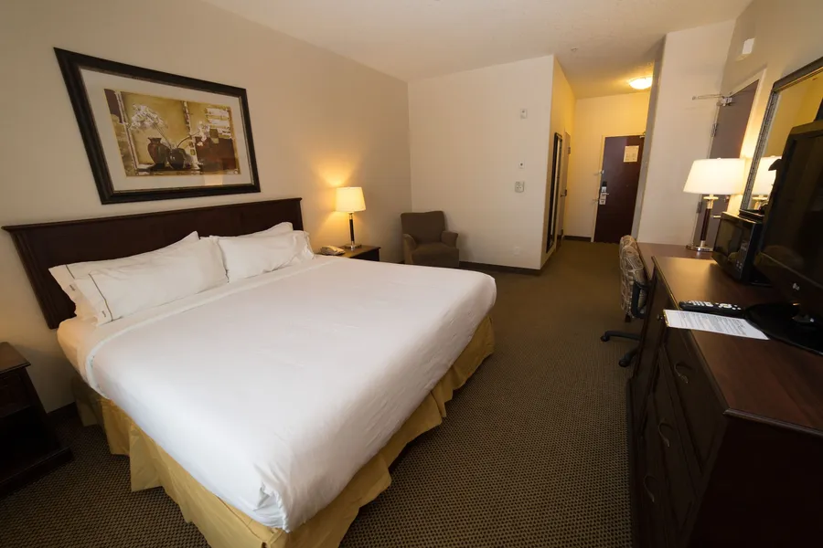 Holiday Inn Express Hotel & Suites WHITECOURT by IHG hotel detail image 2