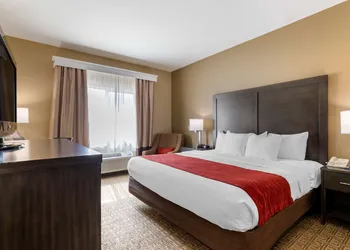 Comfort Inn & Suites Ponca City near Marland Mansion hotel thumbnail 7