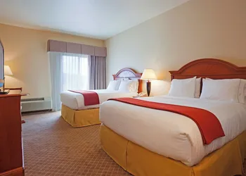 Holiday Inn Express Hotel & Suites Wausau by IHG hotel thumbnail 5