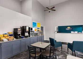 Days Inn by Wyndham Carlisle hotel thumbnail 2