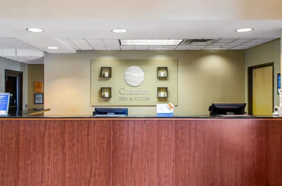 Comfort Inn & Suites Biloxi - D'Iberville hotel detail image 2